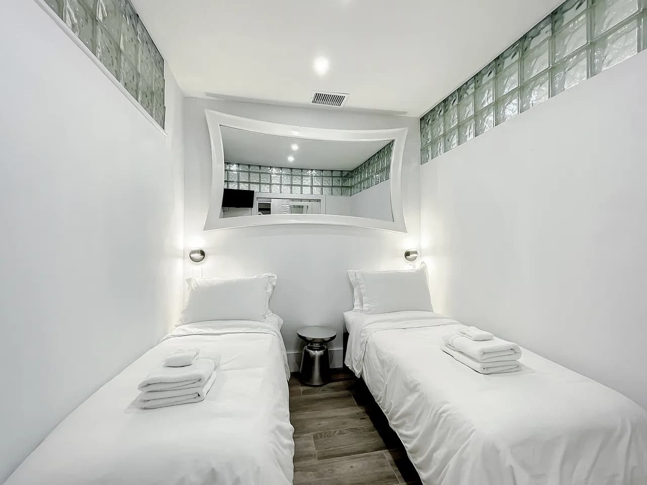 Oceanfront Three Bedroom Condo in Miami Beach, foto 3