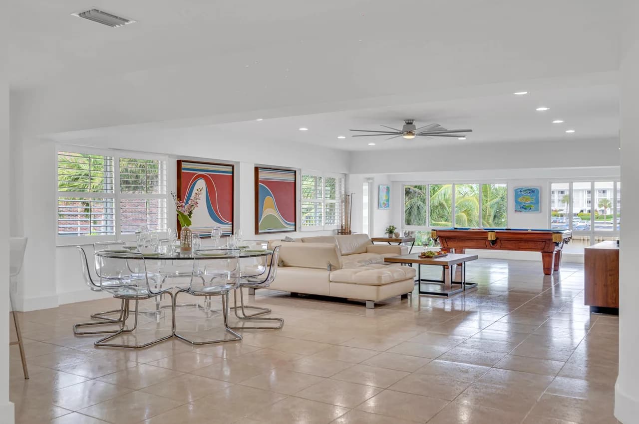 Waterfront Nine Bedroom Retreat in Fort Lauderdale photo 2