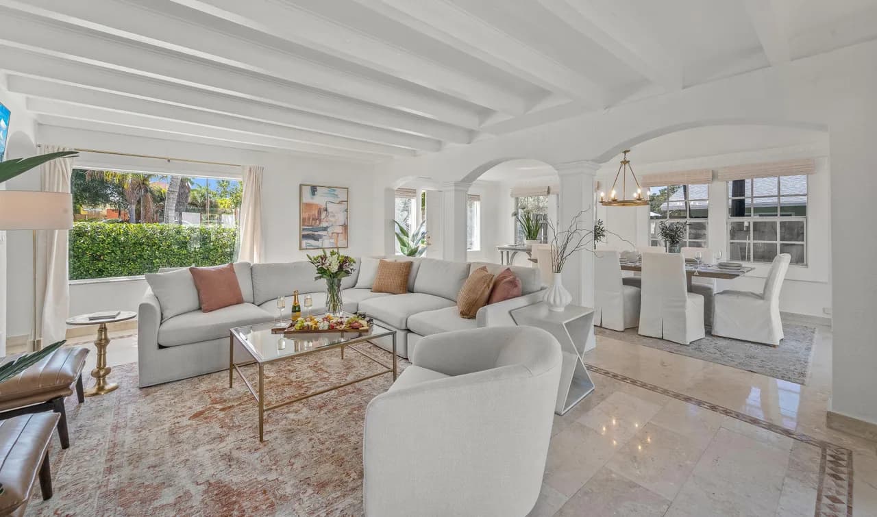 Historical Residence with Heated Pool in Palm Beach photo 2