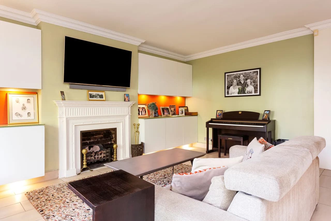 Illuminated Two Bedroom Villa in London, Foto 5