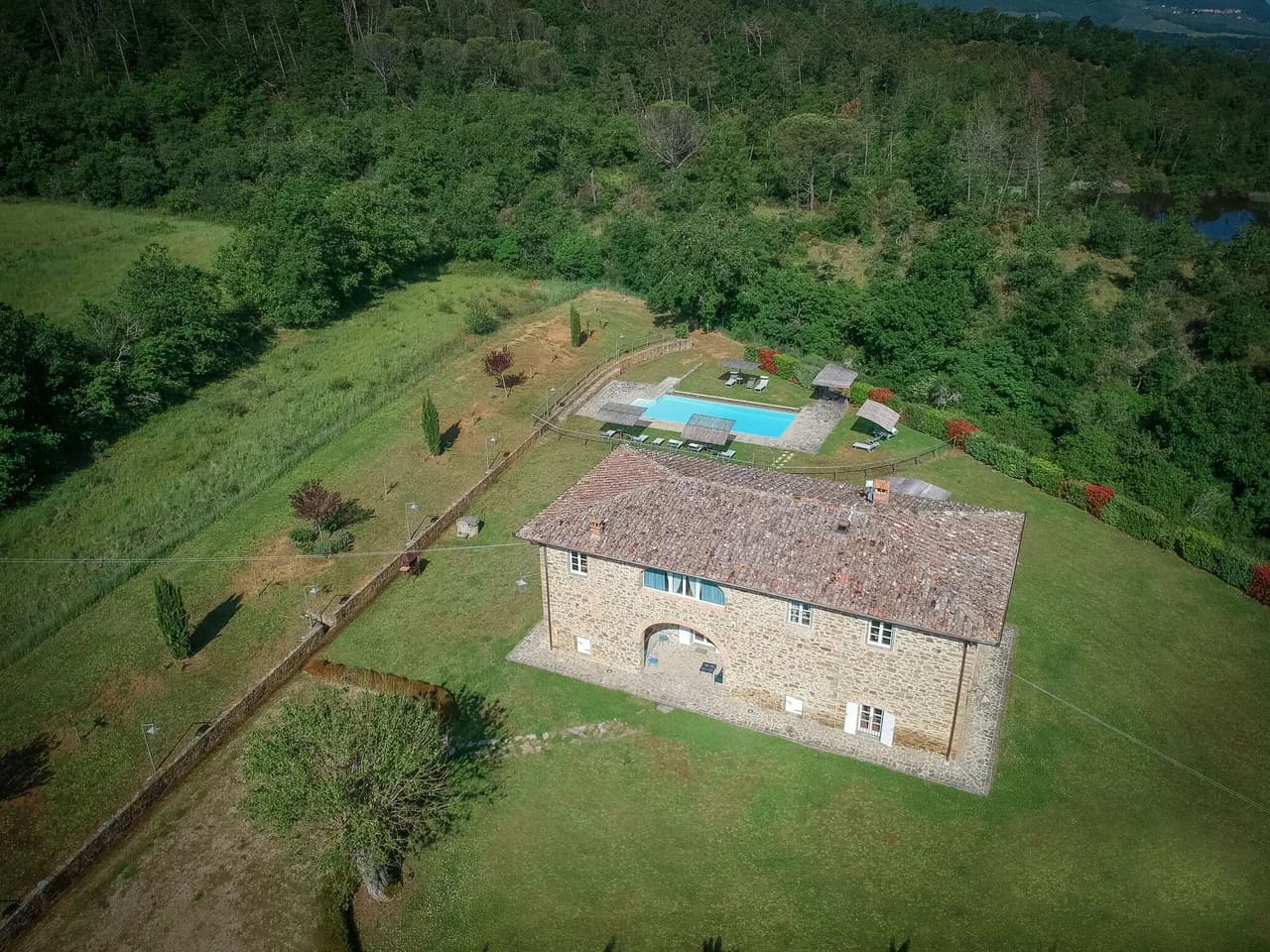 Historic Farmhouse Retreat in Tuscany photo 4