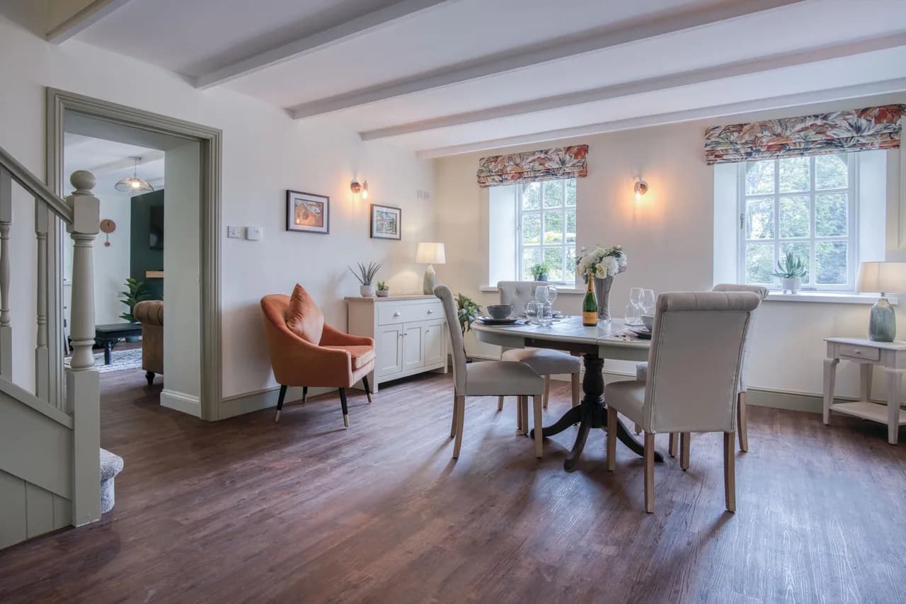 Charming Two Bedroom Cottage in Princes Gate, photo 4