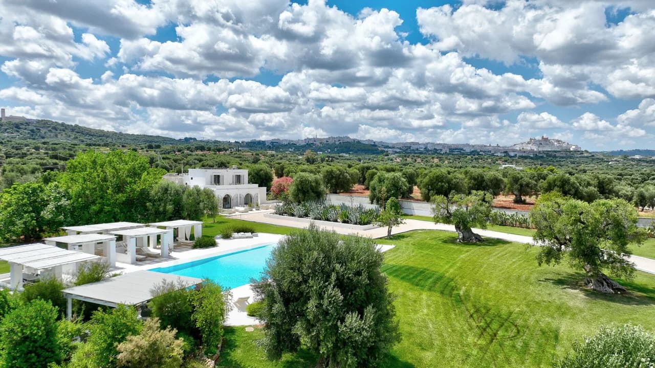 Traditional Masseria with Terrace in Puglia photo 2