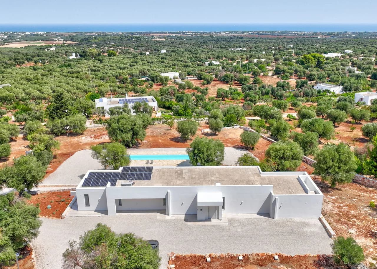Elegant Six Bedroom Villa in Puglia photo 2