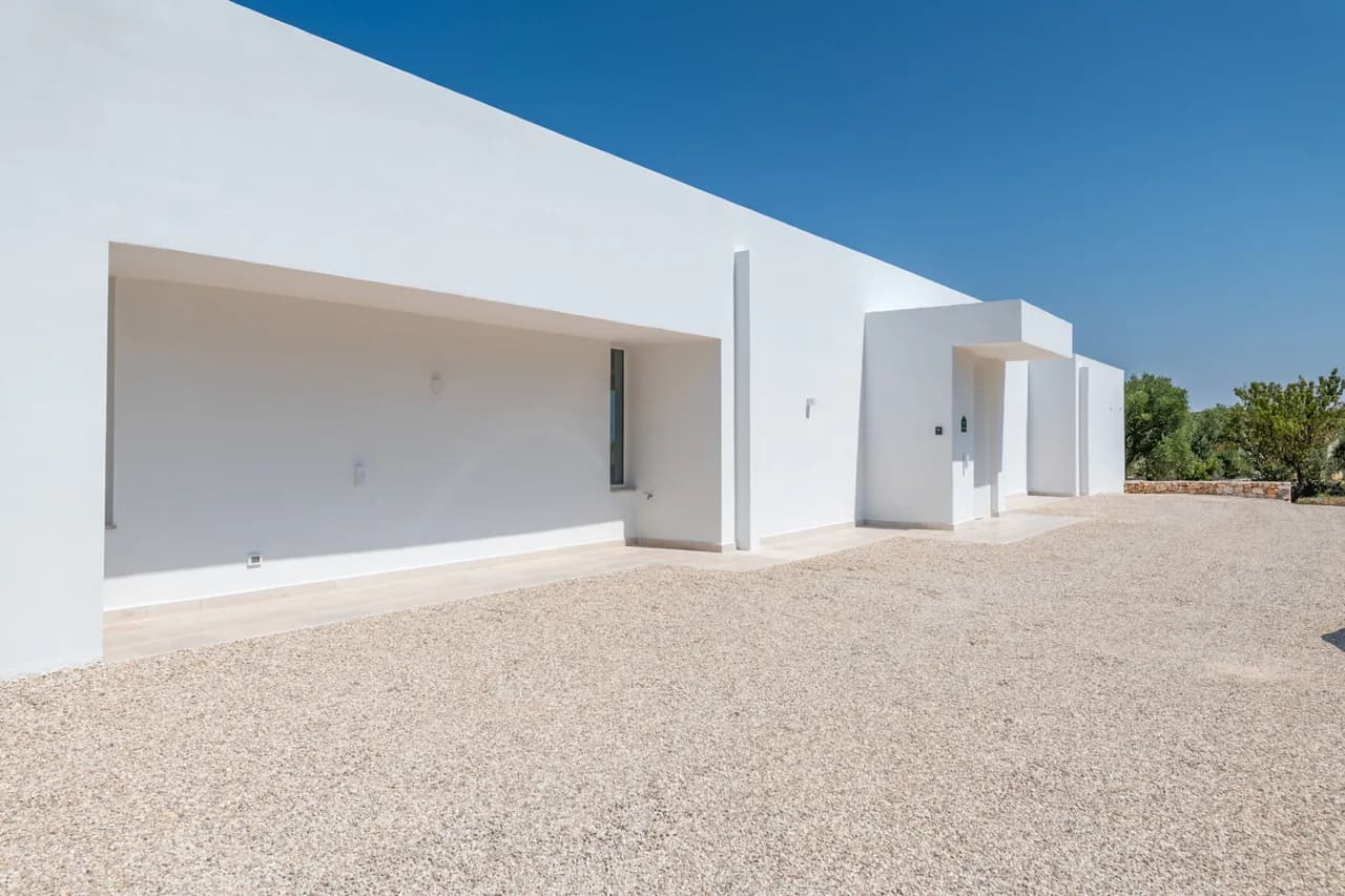 Elegant Six Bedroom Villa in Puglia photo 3
