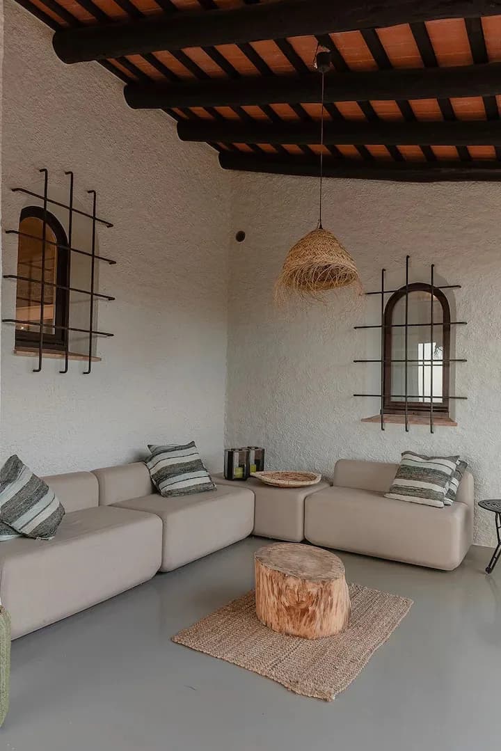 Elegante Villa con Jardín en la Costa Brava, foto 2