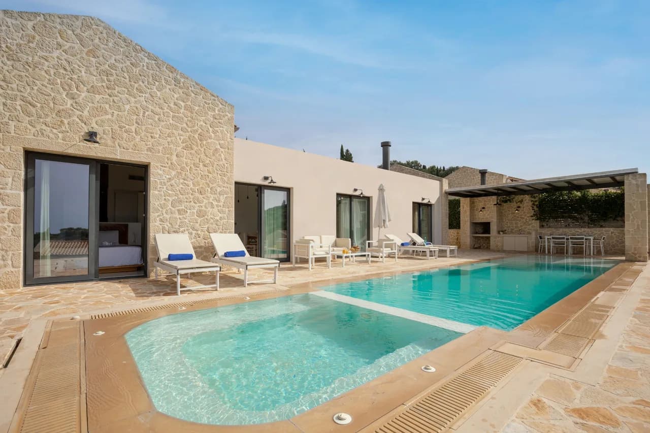 Mountain And Sea View Villa in Saoulatika, Foto 3