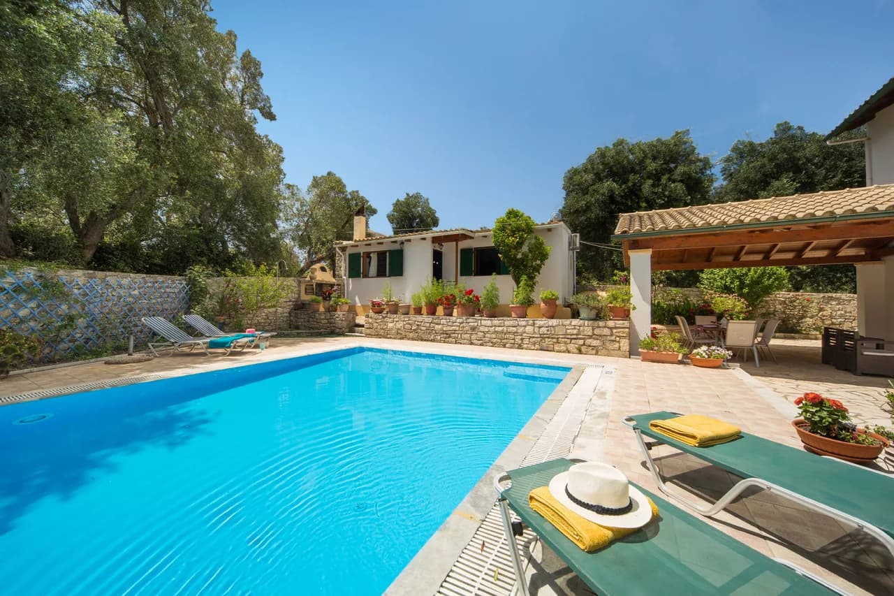 Serene Garden Villa in Loggos, Paxos, Greece, Foto 2