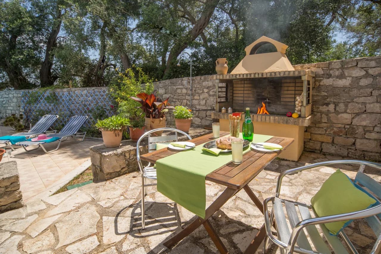 Serene Garden Villa in Loggos, Paxos, Greece, Foto 5