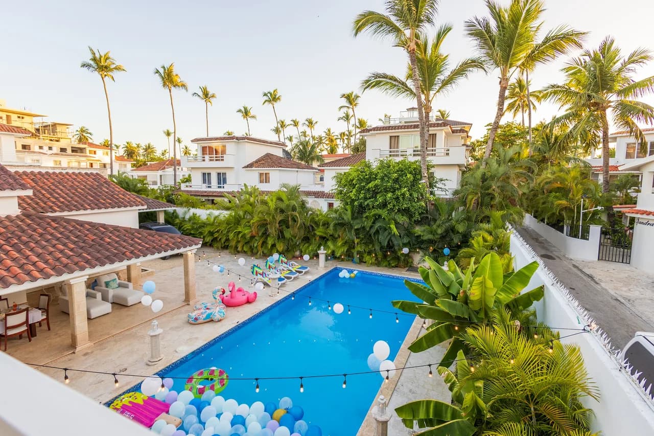 Expansive Oceanfront Eight Bedroom Retreat in Punta Cana photo 2