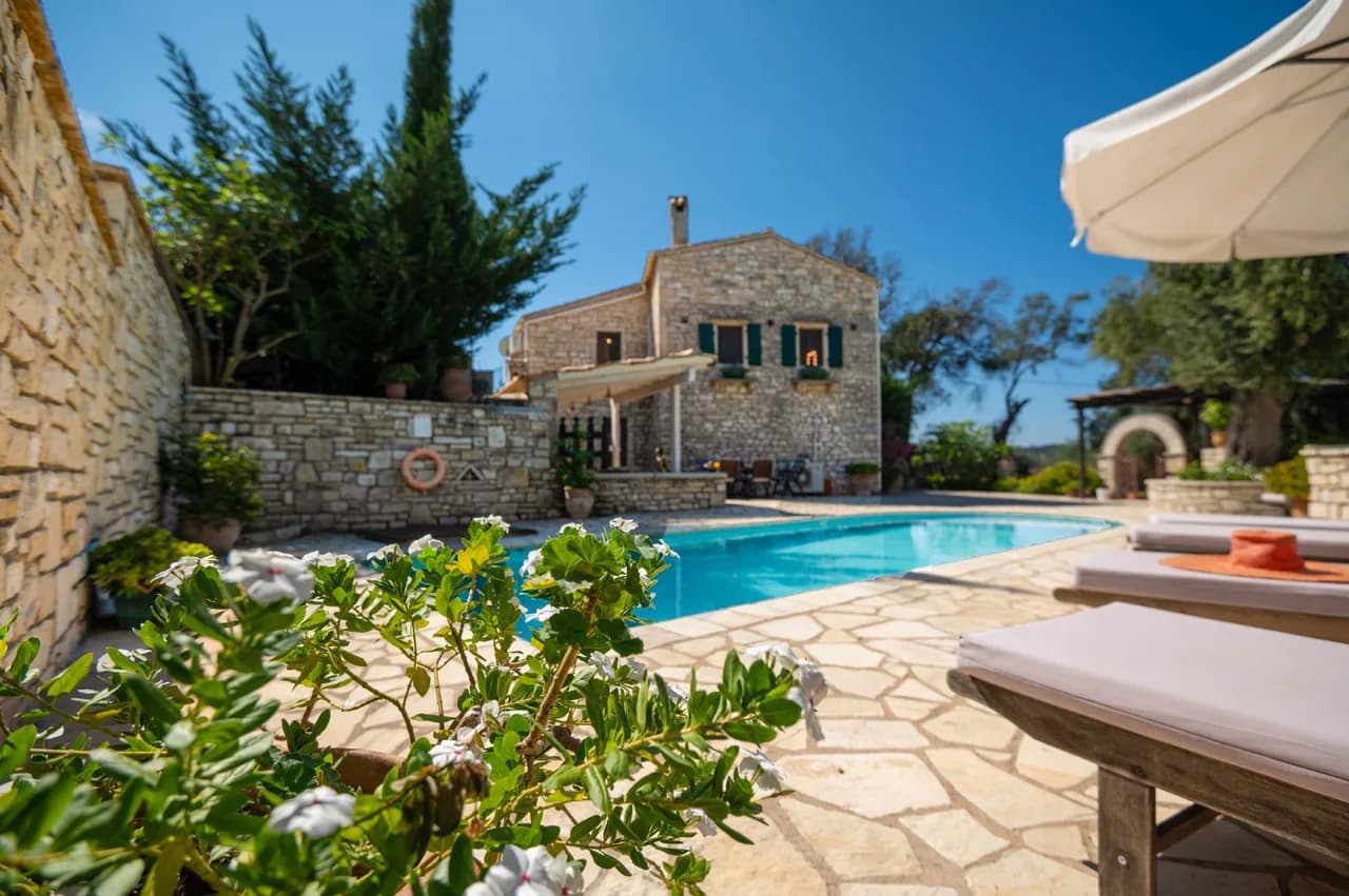 Garden-View Two Bedroom Villa in Loggos, Paxos, foto 4