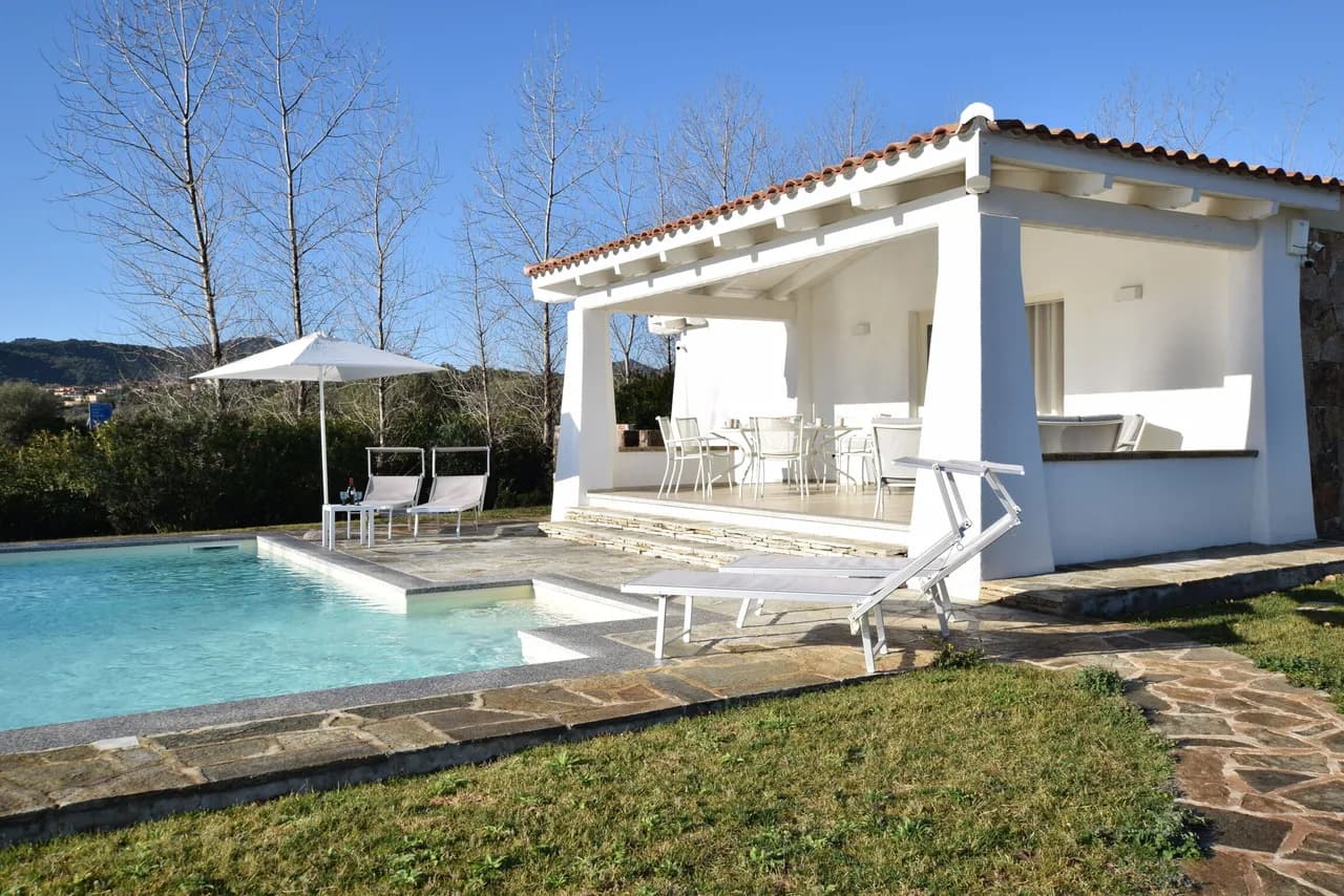 Modern Three-Bedroom Villa in Sardinia photo 3
