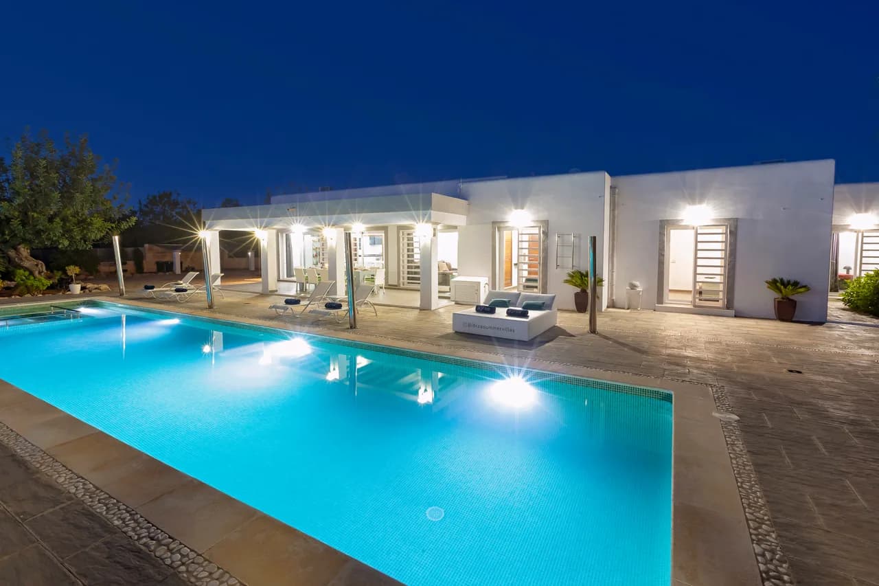 Spacious Five Bedroom Villa in San Antonio Ibiza