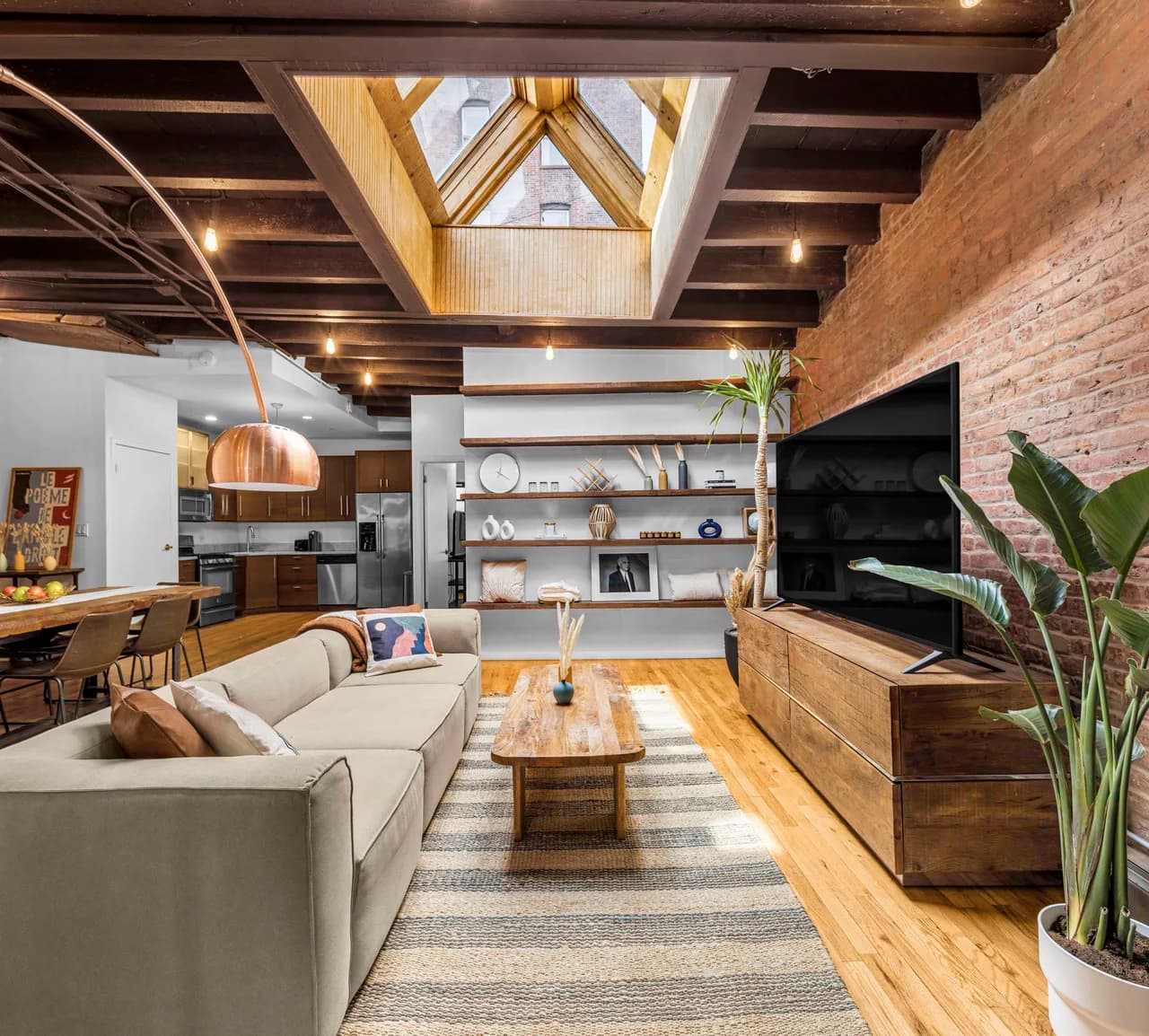Stunning Terrace Three Bedroom Apartment in New York City photo 4
