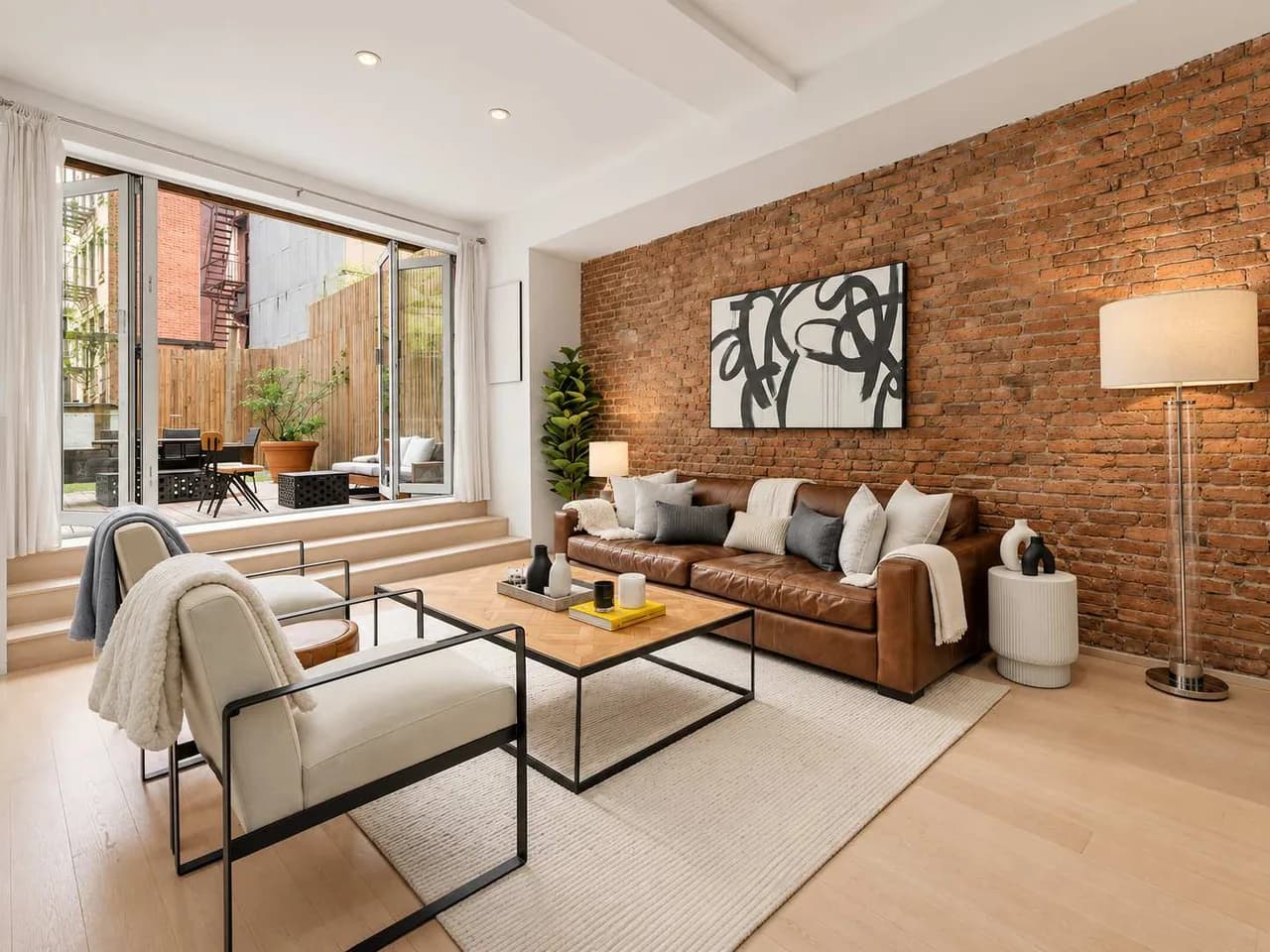 Chic Loft with Terrace in New York City photo 2