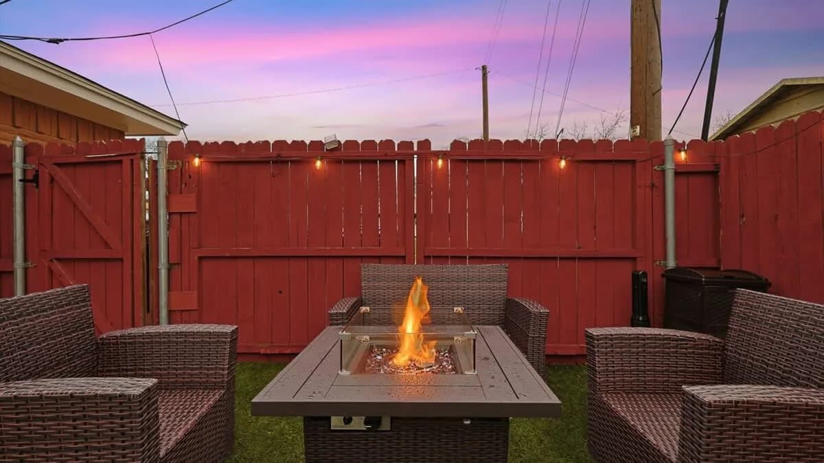 5BR Irving Retreat | Private Pool & Hot Tub photo 2