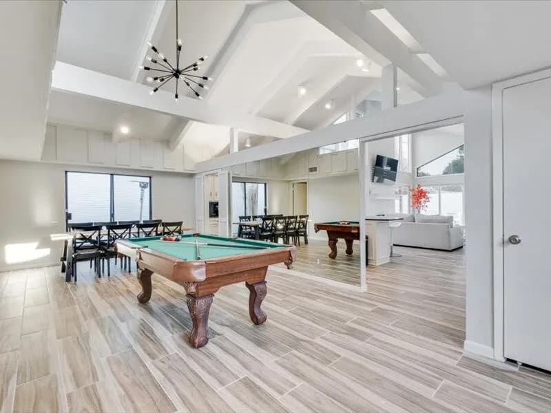 4BR Irving Home | Pool, Mini Golf & Billiards, photo 4