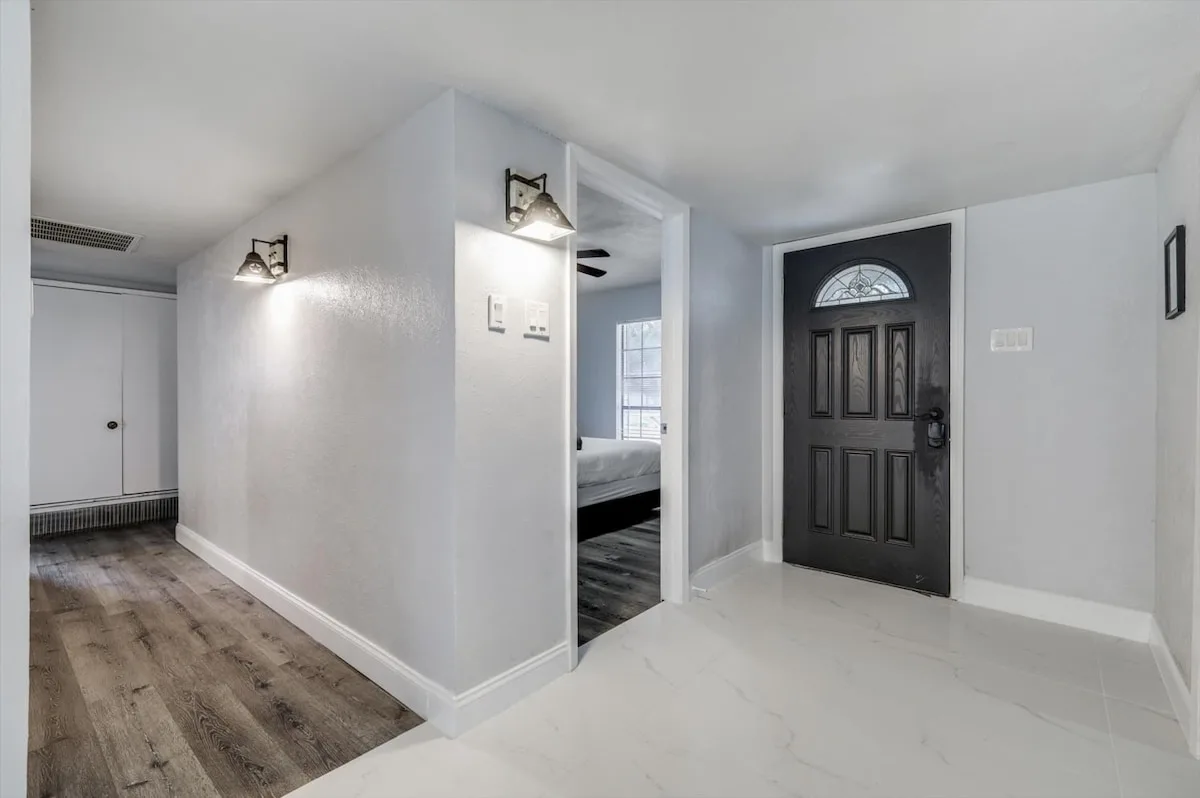 Spacious 5BR 2BA Home | Pool, Grill & Game Room, photo 5
