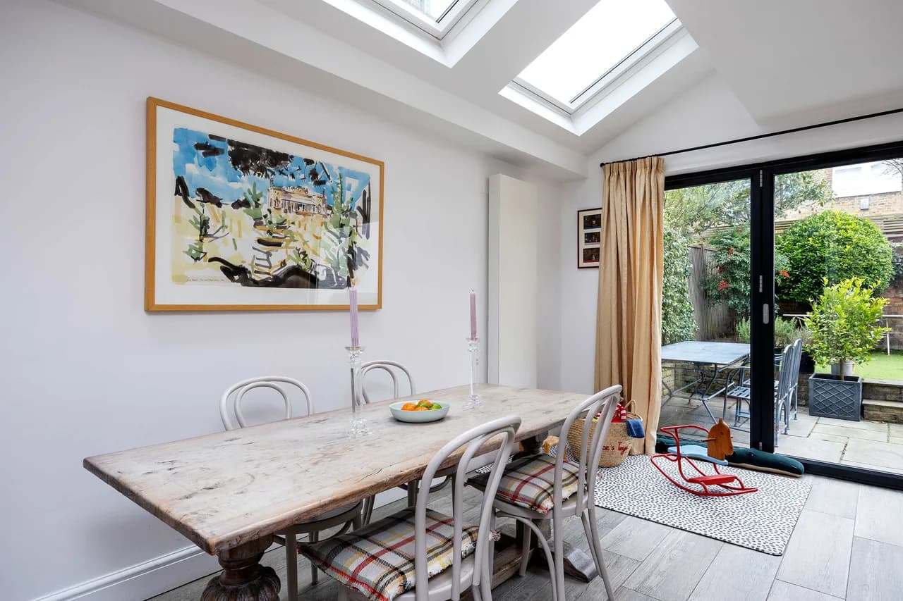 Elegant Three Bedroom Villa in London, photo 4