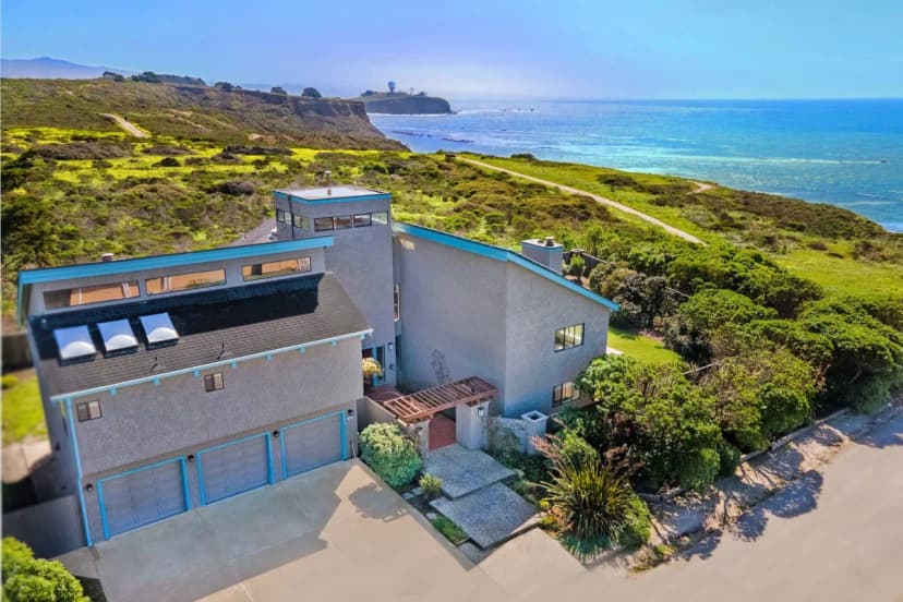 Ocean View Family Retreat in California