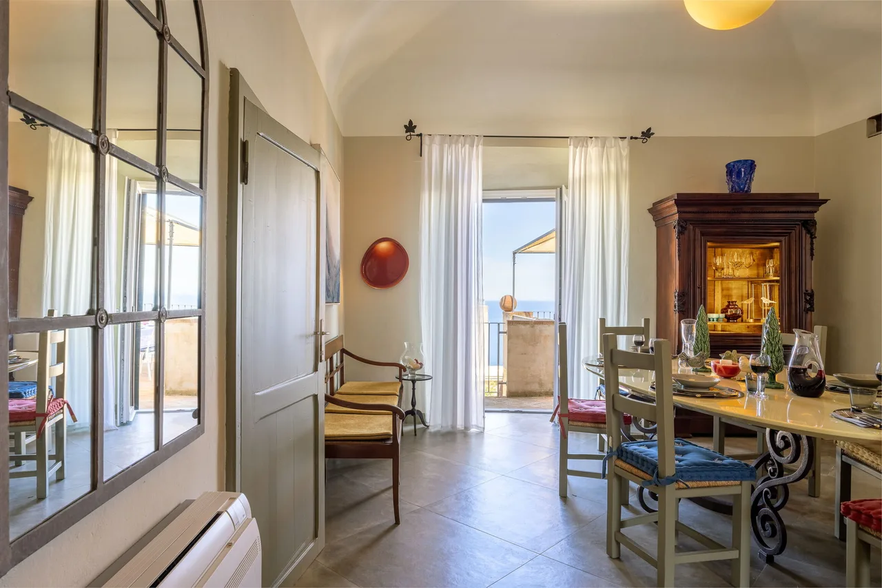 Terrace-Focused Five Bedroom Villa in Piombino photo 5