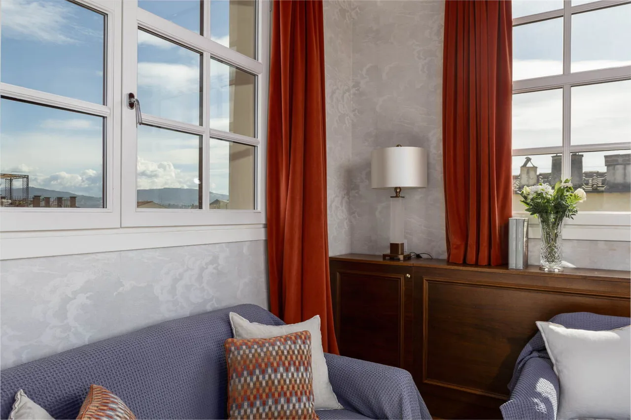 Elegant Penthouse with Scenic Views in Tuscany photo 5
