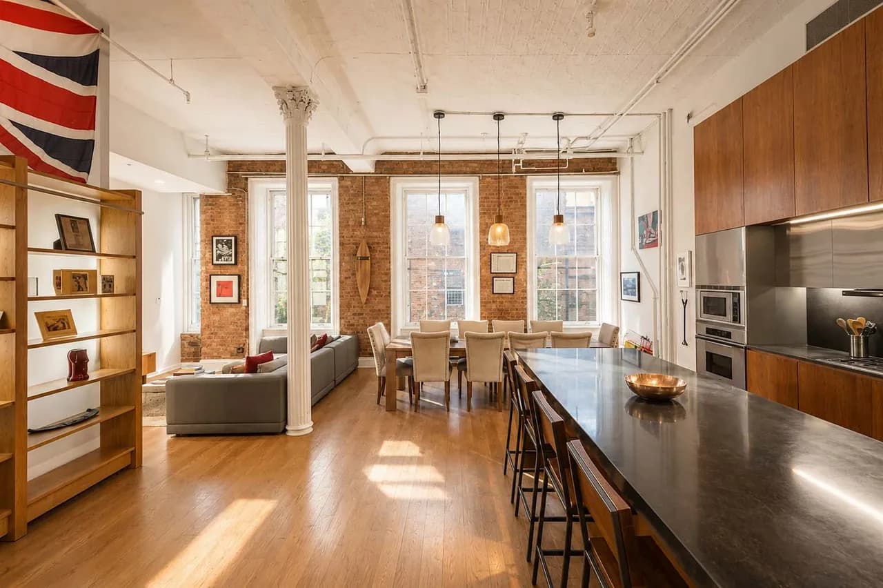 Stylish Two Bedroom Loft in New York City photo 2