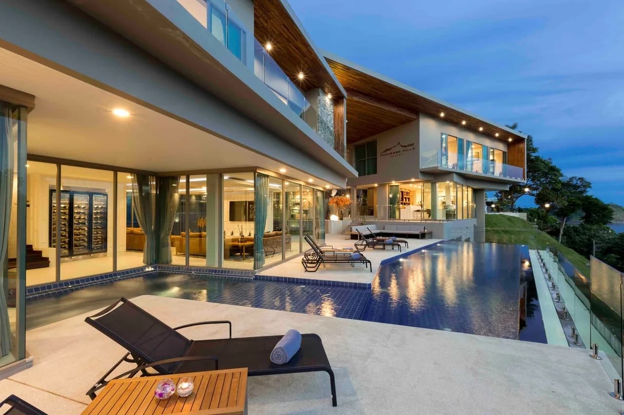 Sea View Nine Bedroom Villa in Rawai, Foto 2