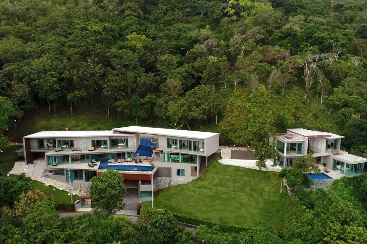 Sea View Nine Bedroom Villa in Rawai, Foto 5
