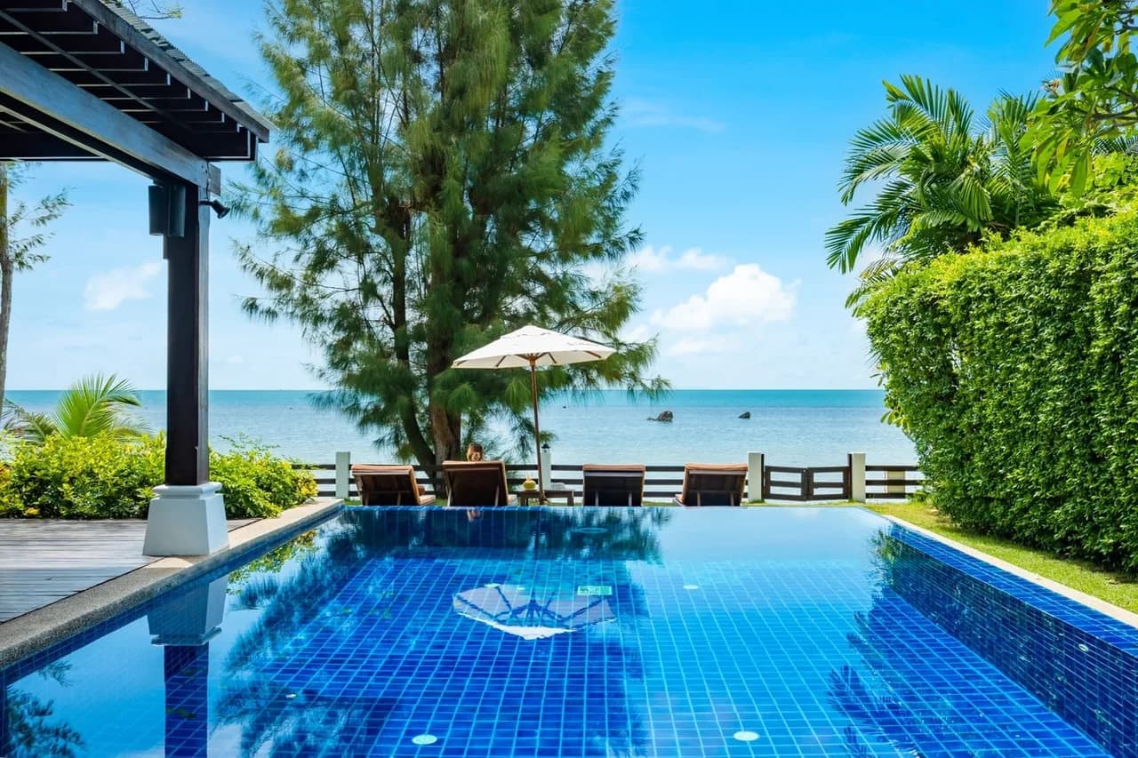 Beachfront Three Bedroom Villa in Bang Por, foto 4