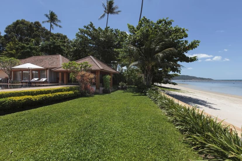 Beachfront Seven Bedroom Villa in Koh Samui