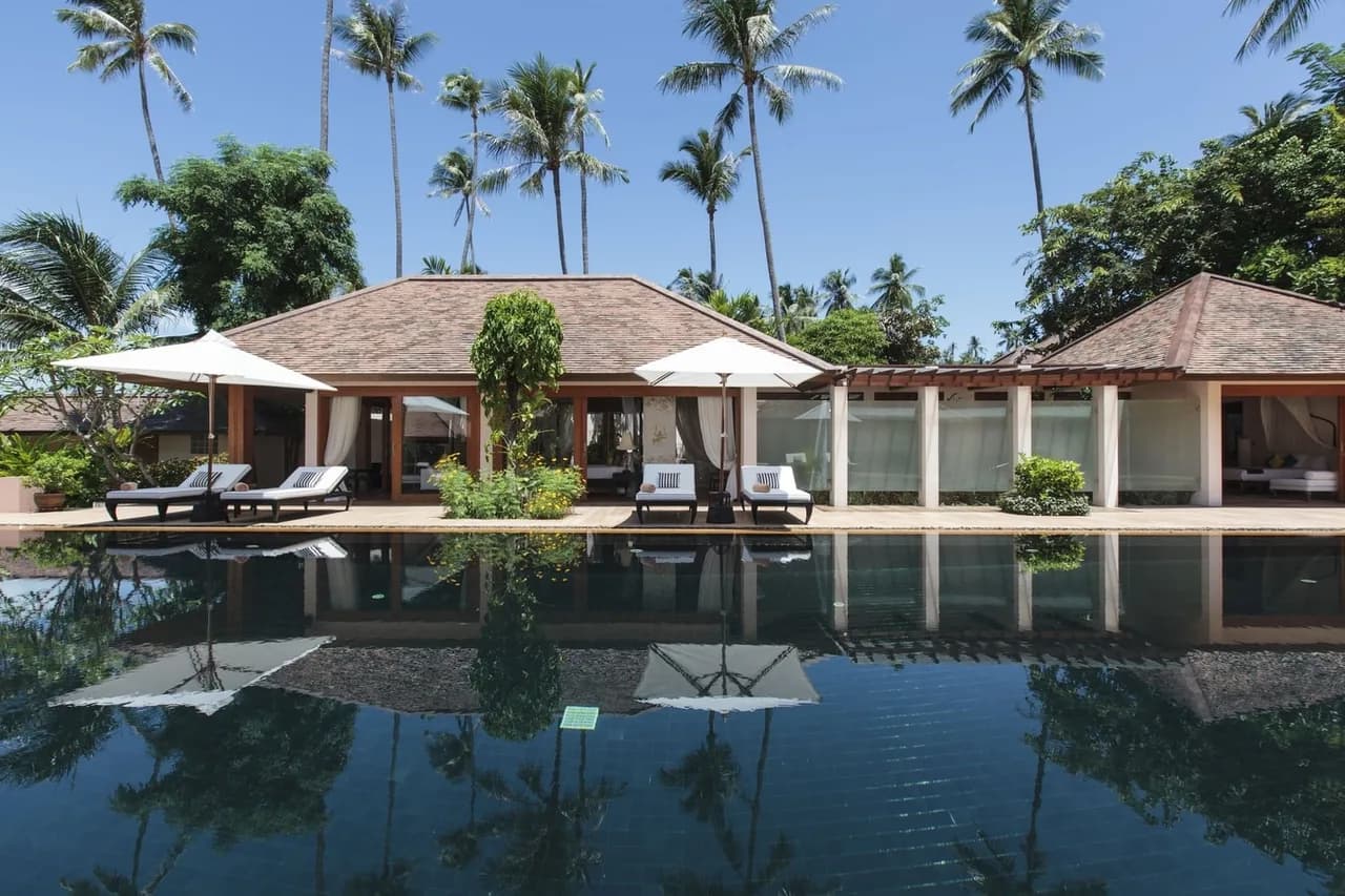 Beachfront Seven Bedroom Villa in Taling Ngam, Foto 4