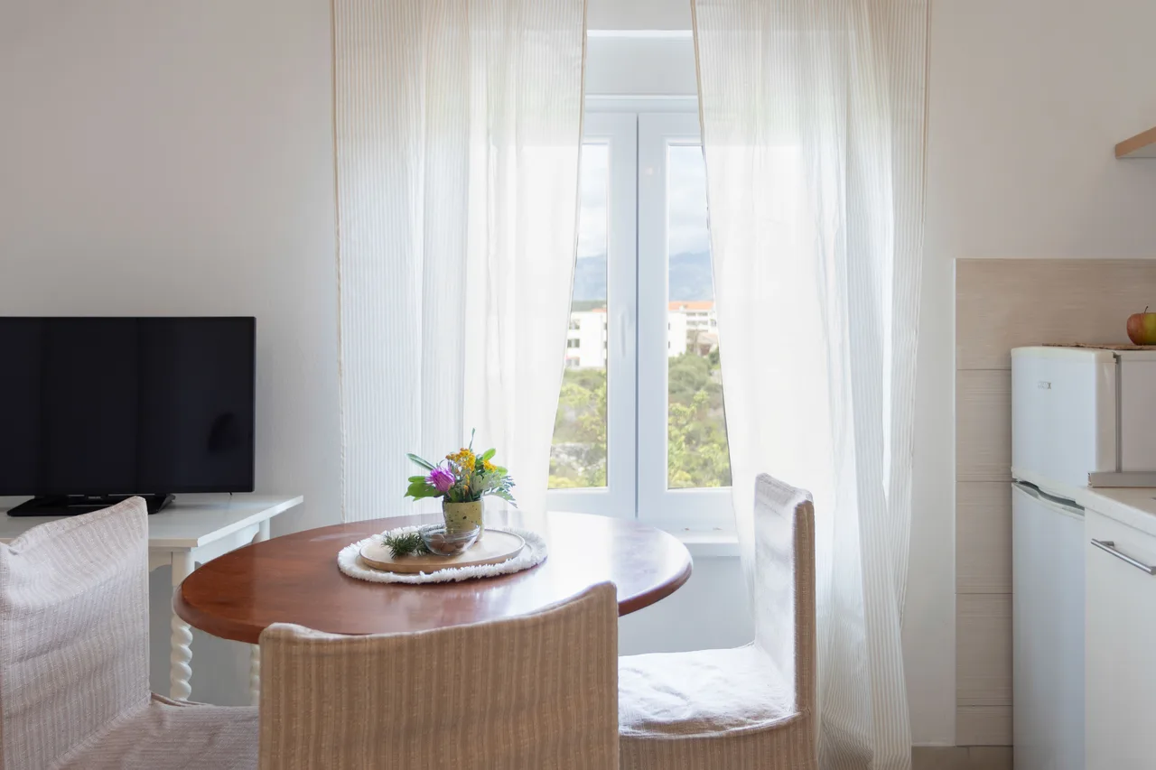 Poolside Stone One-Bedroom Suite - Marina Bok photo 2