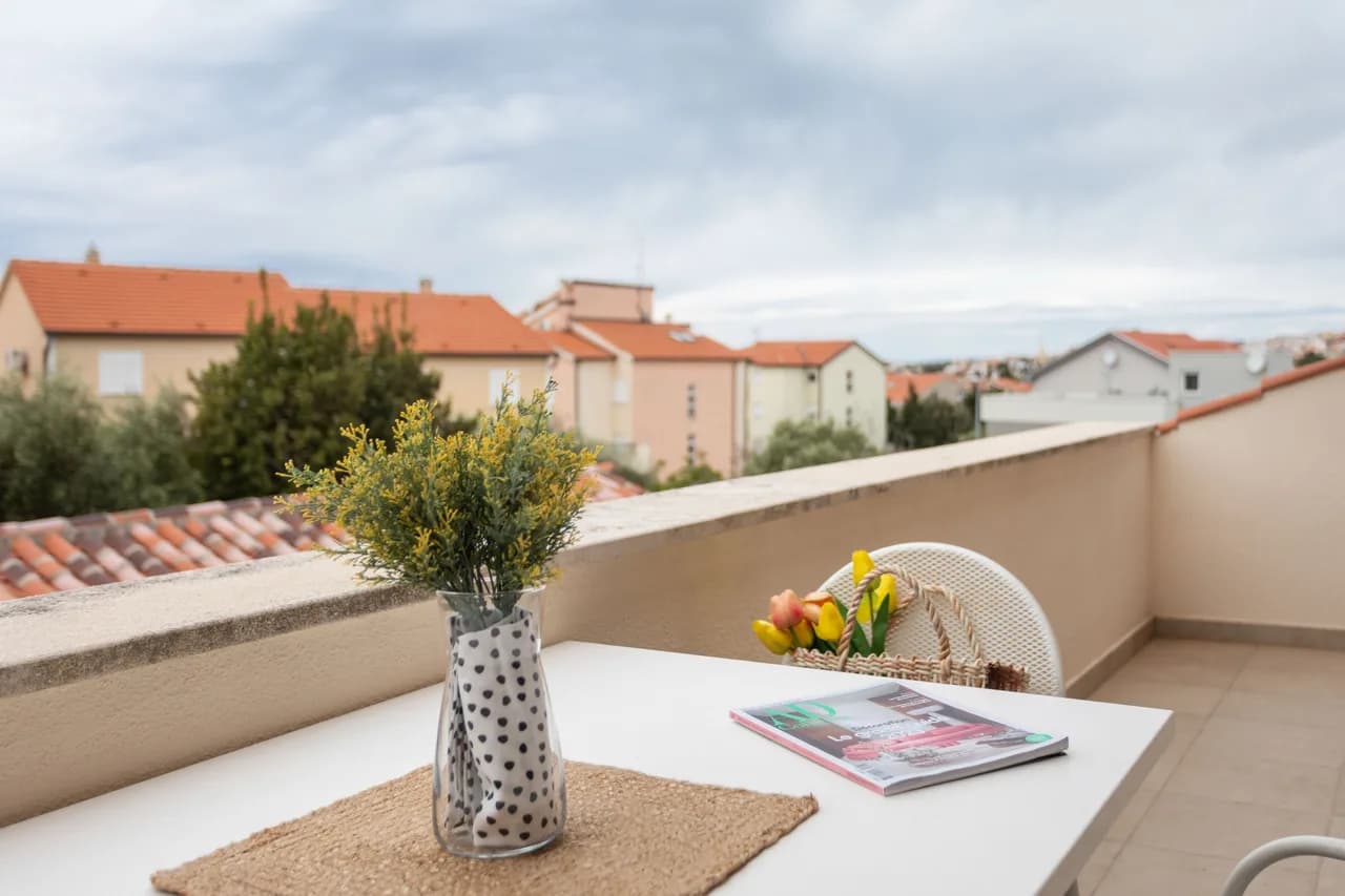 Poolside Stone 1-Bedroom Balcony Suite- Marina Bok photo 2