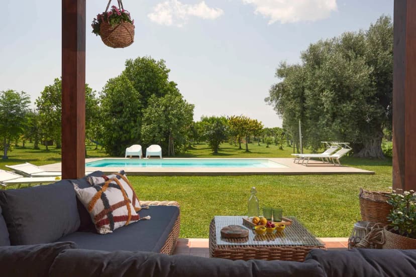 Tranquil Poolside Villa in Sicily