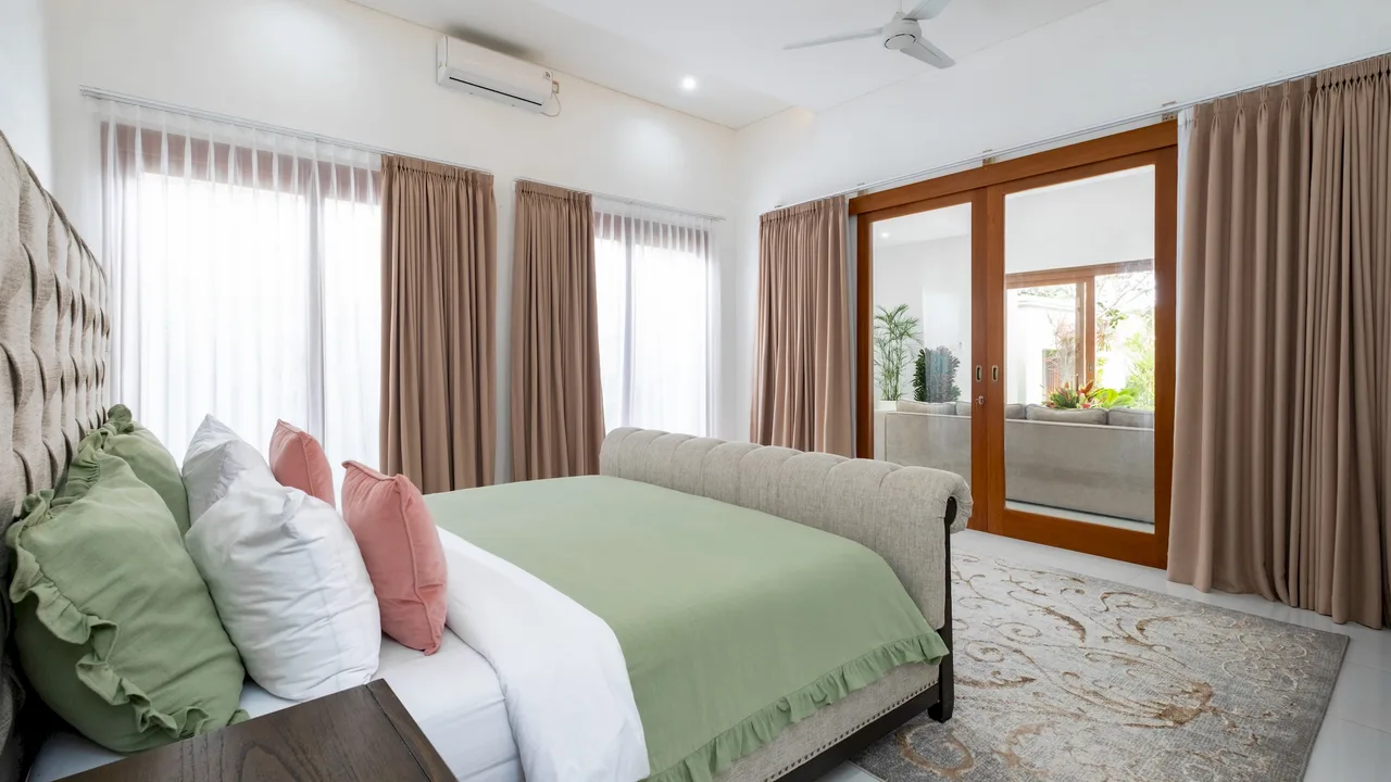Luxury Poolside Villa in Seminyak Bali, foto 2