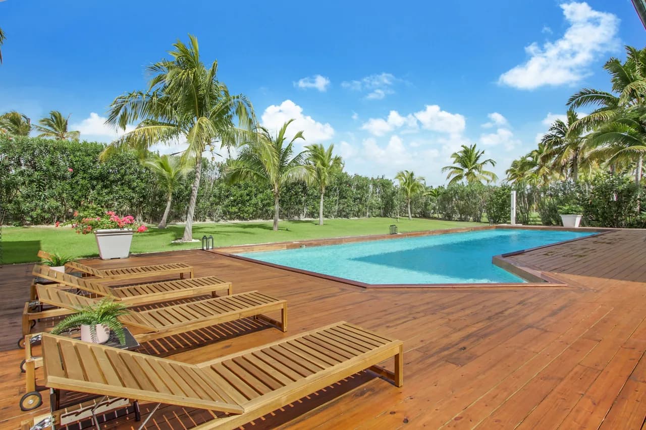 Luxury Ocean-View Villa with Private Pool & Golf Access, Golf Cart, Dedicated Staff photo 3