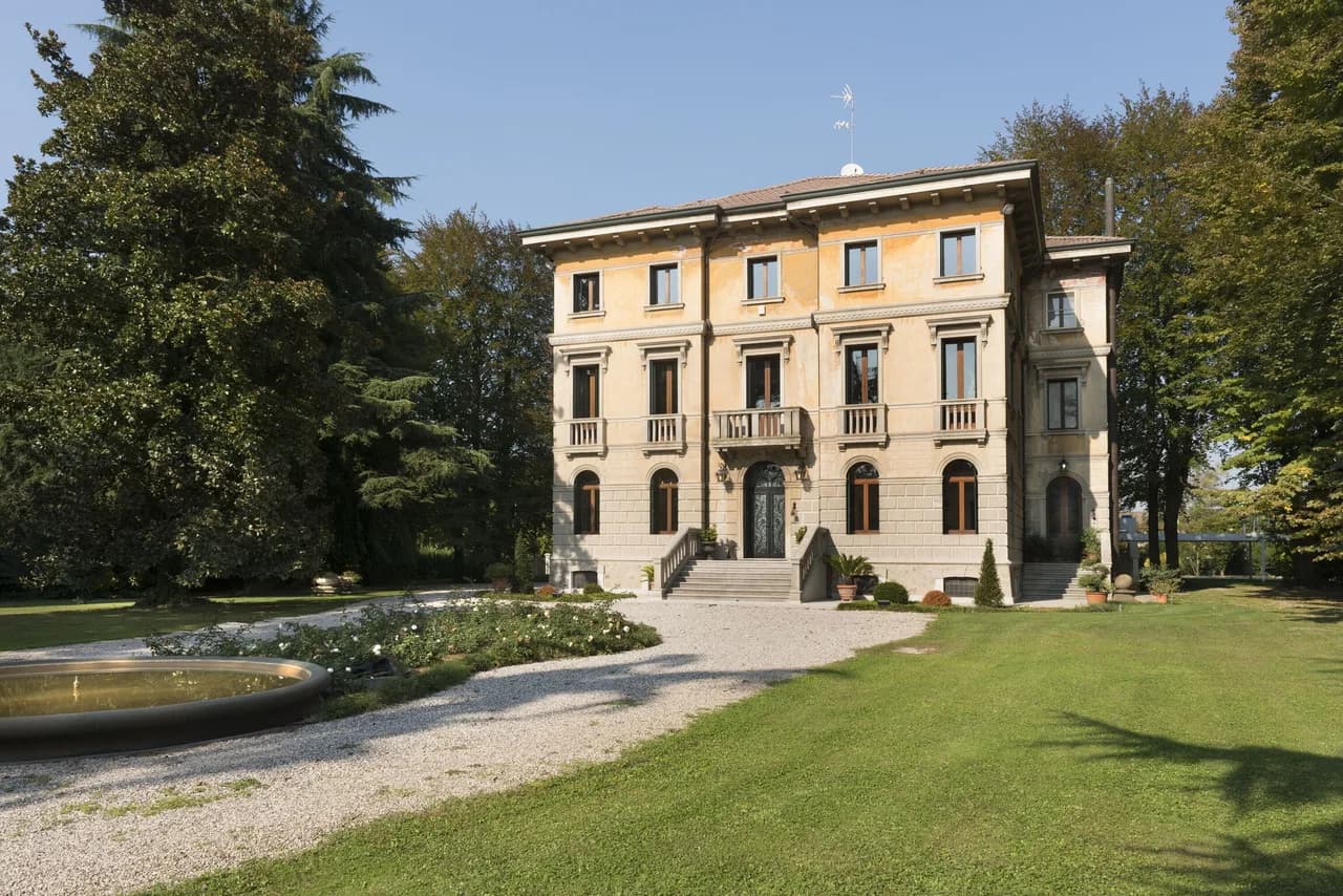 Luxurious Seven Bedroom Villa in Saonara photo 2
