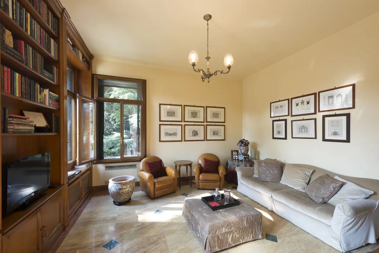 Luxurious Seven Bedroom Villa in Saonara photo 3