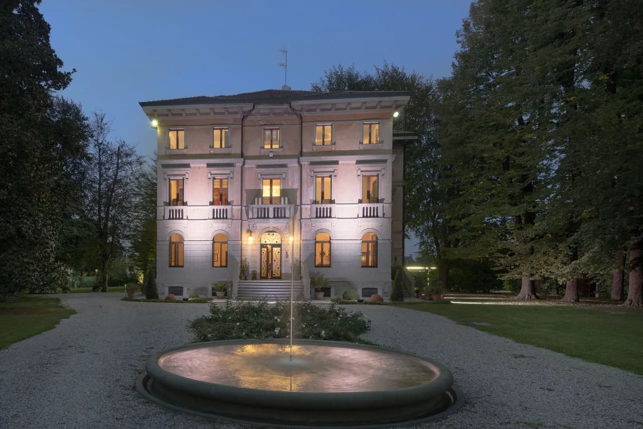 Luxurious Seven Bedroom Villa in Saonara photo 5