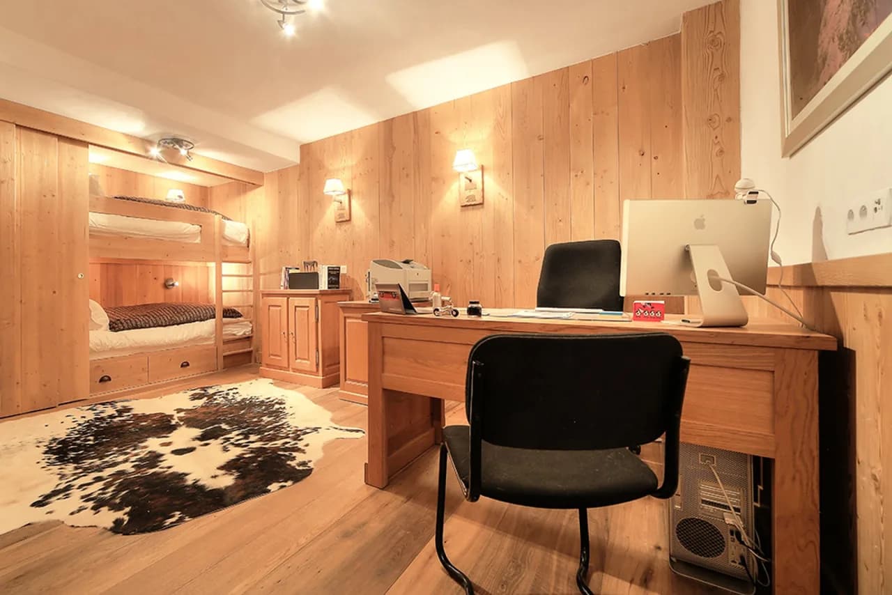 Mountain-View Six Bedroom Chalet in Les Houches, foto 5