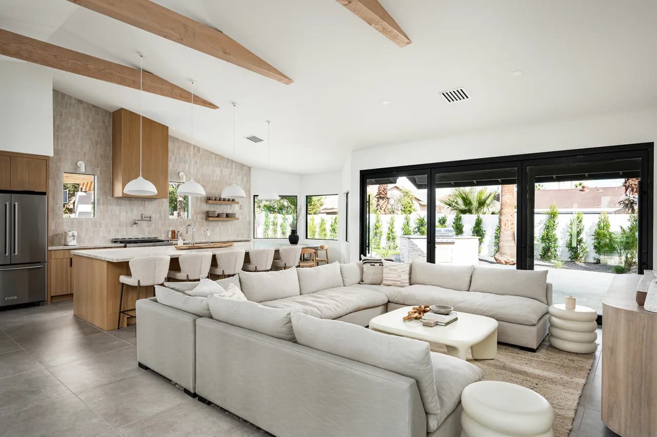 Le MYAH par Porter | Maison de Designer avec Piscine Chauffée, Foyer & Chargeur EV, photo 2