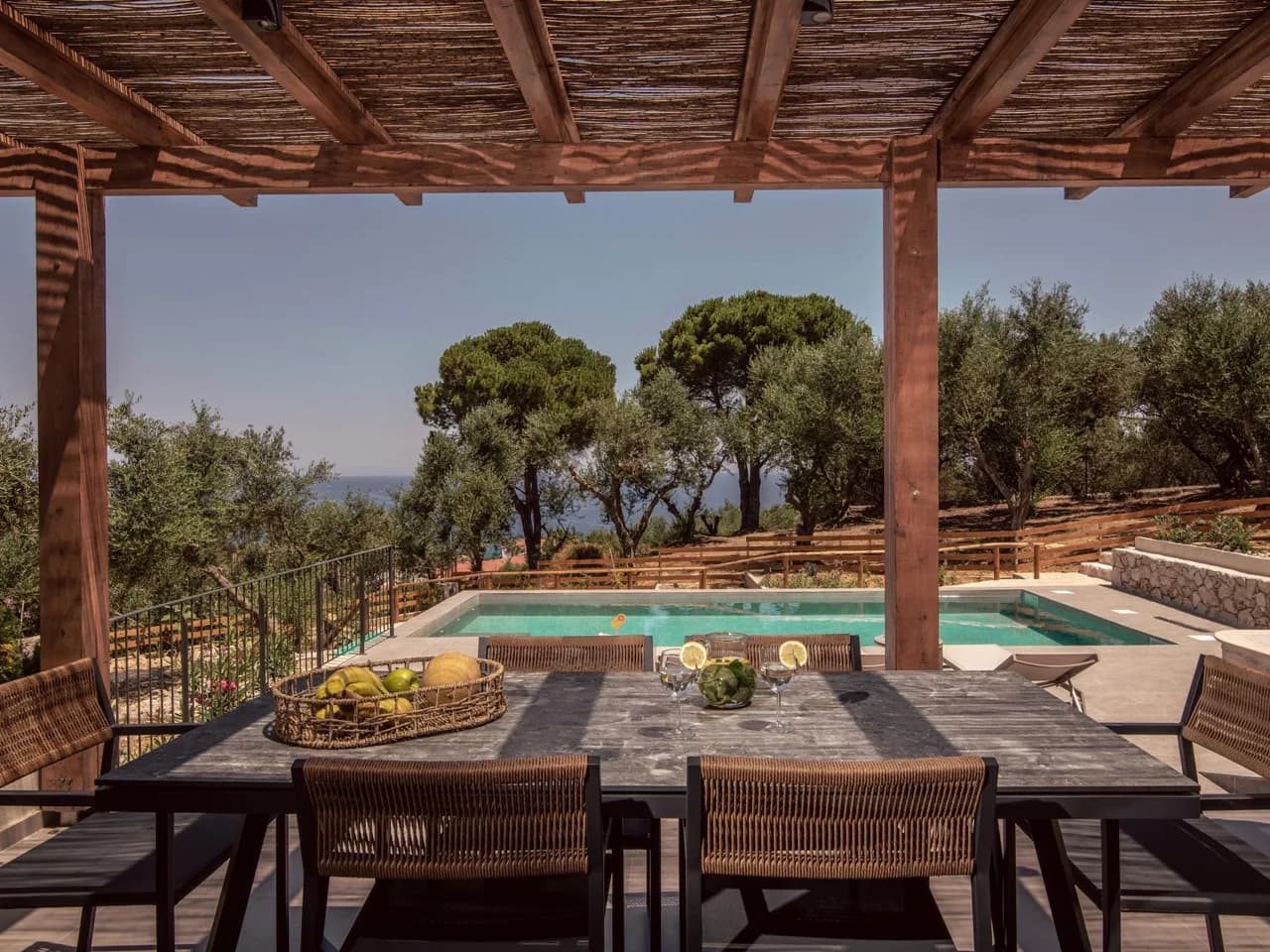 Terrace Three-Bedroom Villa in Ano Vasilikos, Zakynthos, Foto 4