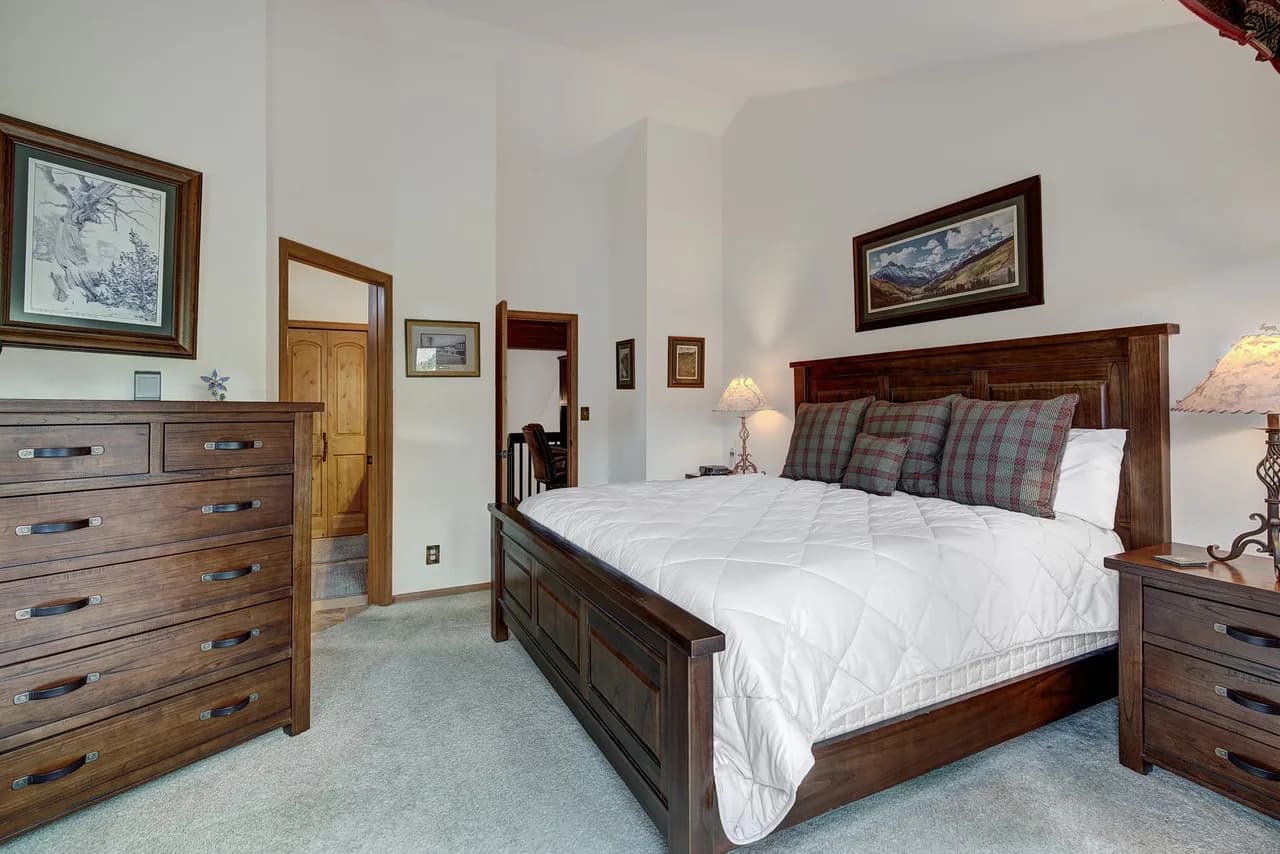 Village Point 201 photo 5