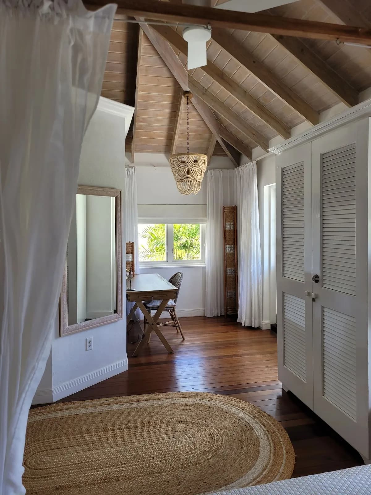 Whispering Palms- 4BR Stunning Villa w/ Pool photo 4