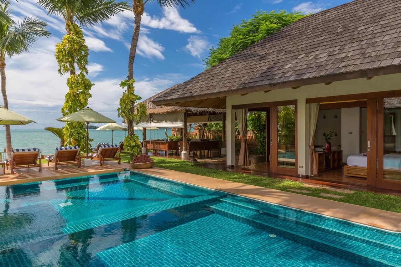 Beachfront Six Bedroom Villa in Plai Laem, Foto 3