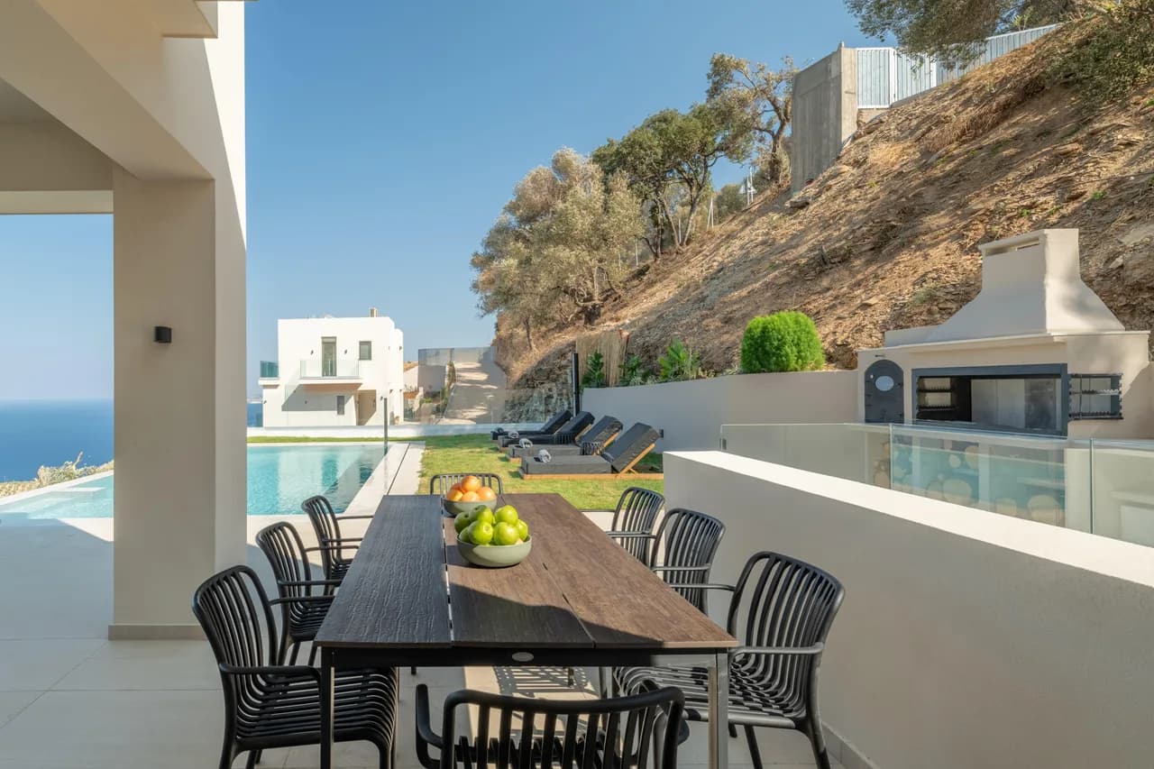 Airy Four Bedroom Villa in Crete, foto 2