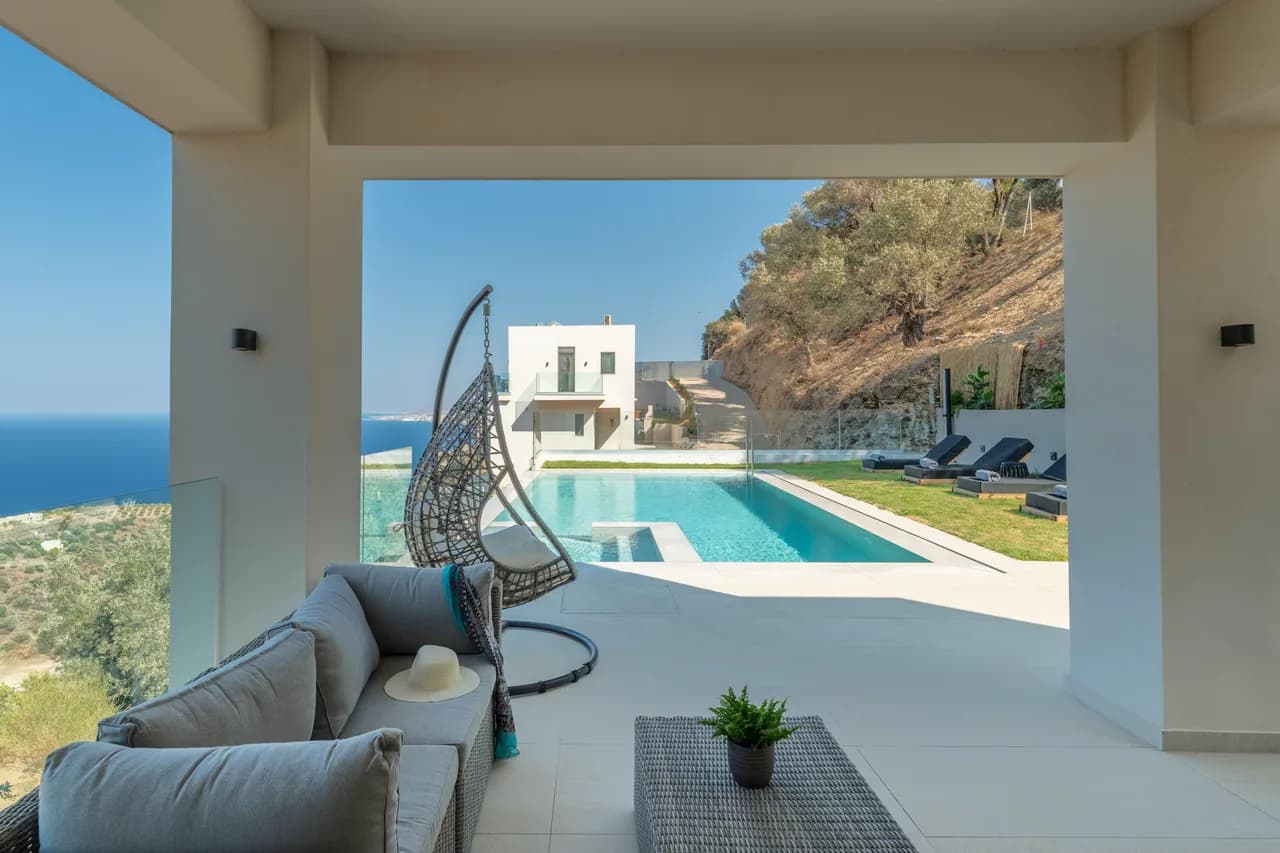 Airy Four Bedroom Villa in Crete, foto 4