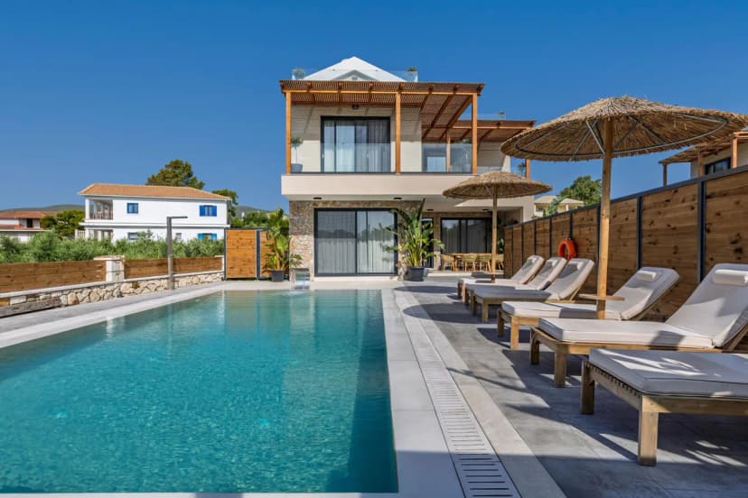 Cameo 3  Luxury Villa with Pool