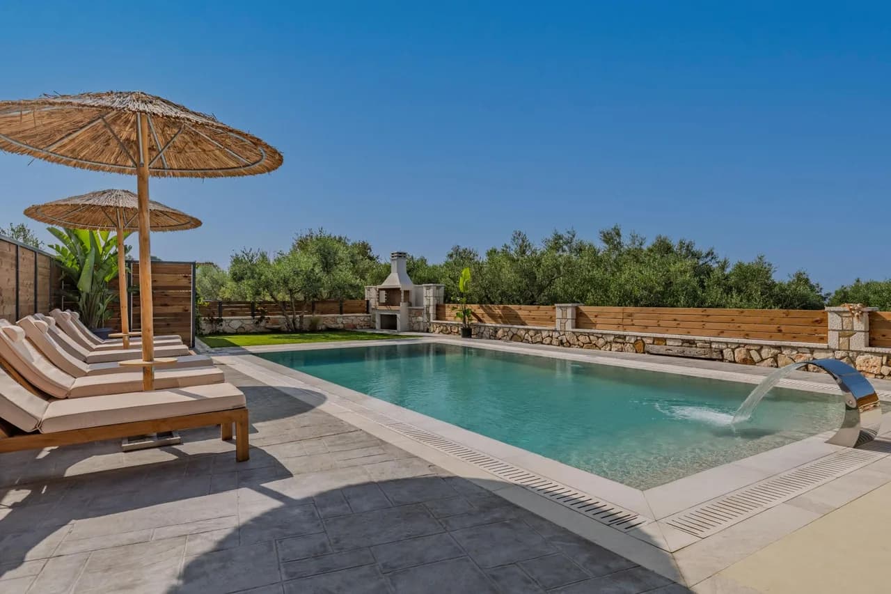 Spacious Villa with Private Pool in Lithakia, Foto 2